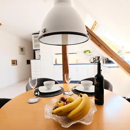 Daire Stilvolle Maisonette 15 Min Vom Hauptbahnhof Entfernt *